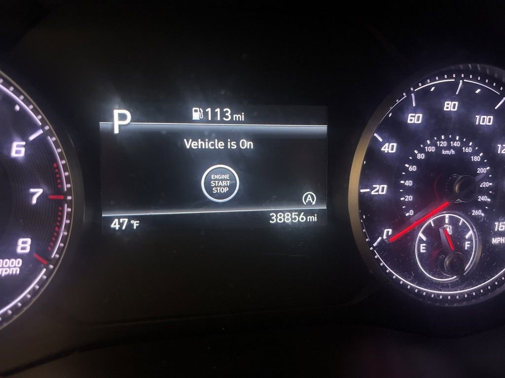 Used 2023 Hyundai Santa Fe SEL image 3