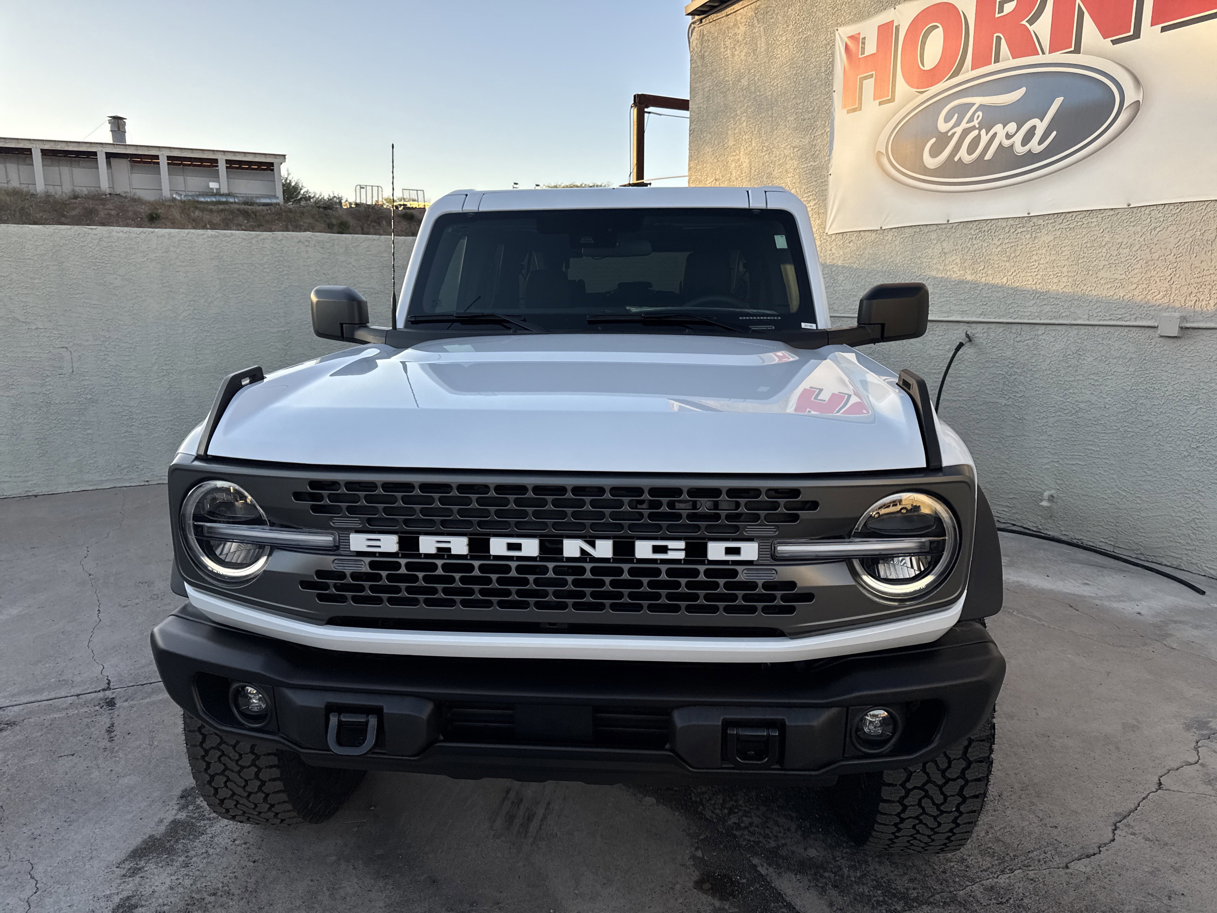 New 2025 Ford Bronco Badlands w/ Sasquatch Package image 2