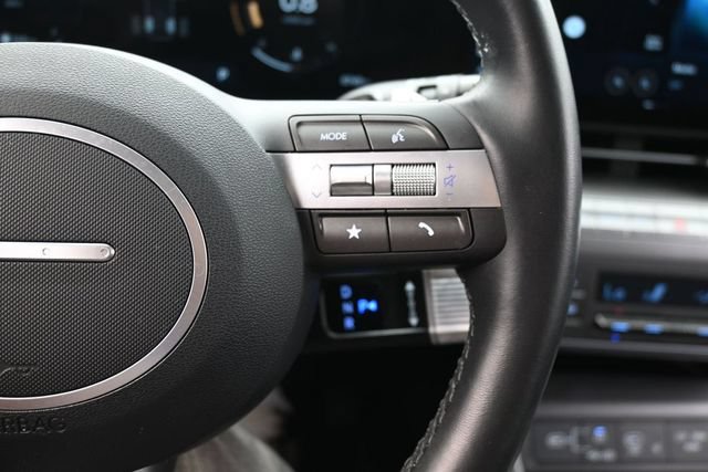 Used 2025 Hyundai Kona SEL AWD/4WD image 16