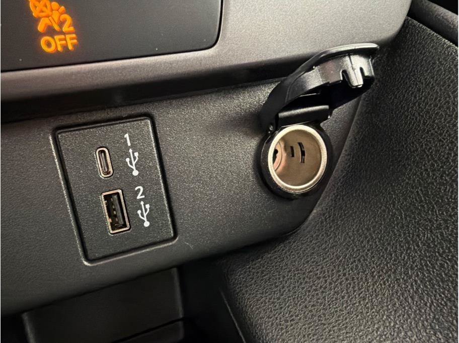 Used 2025 Nissan Leaf S FWD image 24