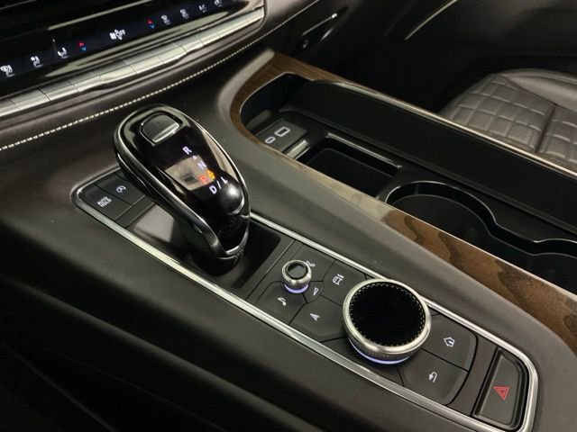 Certified 2023 Cadillac Escalade Sport Platinum w/ LPO, ONYX Package image 19