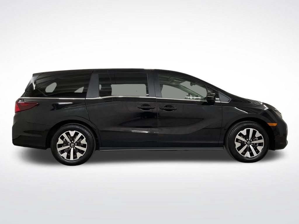 Certified 2026 Honda Odyssey EX-L image 30
