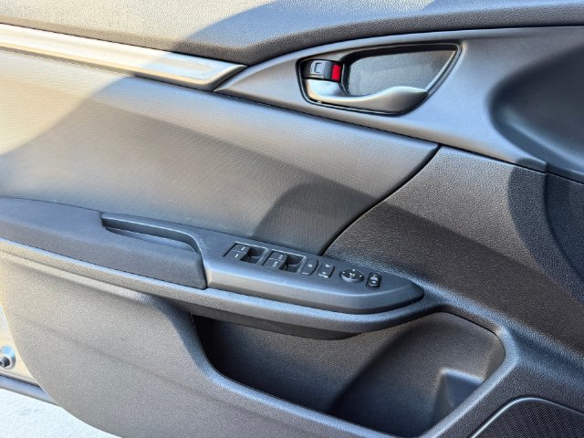 Used 2018 Honda Civic Sport image 19