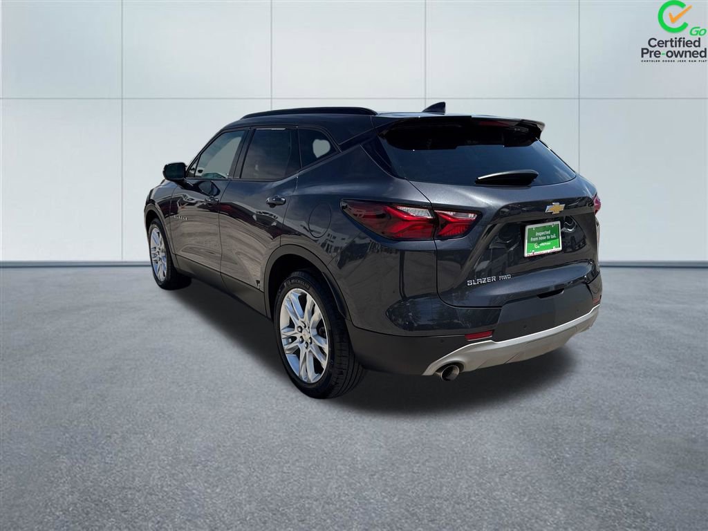 Used 2021 Chevrolet Blazer LT w/ Sound & Technology Package AWD/4WD image 3