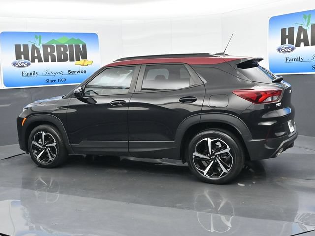 Used 2021 Chevrolet TrailBlazer RS w/ Sun and Liftgate Package FWD image 3