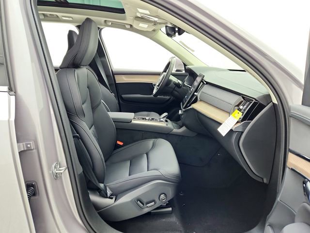 New 2026 Volvo XC90 B5 Core image 14