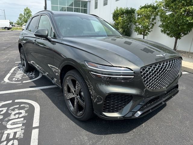 Used 2025 Genesis GV70 3.5T Sport w/ Sport Advanced Package image 3
