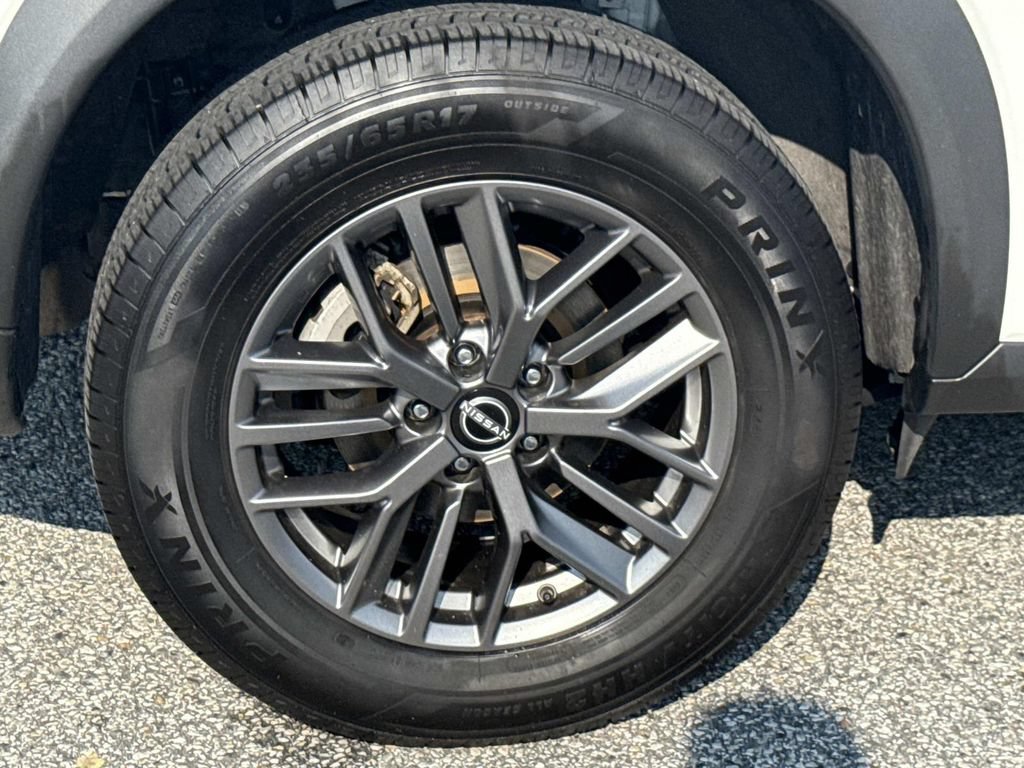Used 2024 Nissan Rogue S AWD/4WD image 28