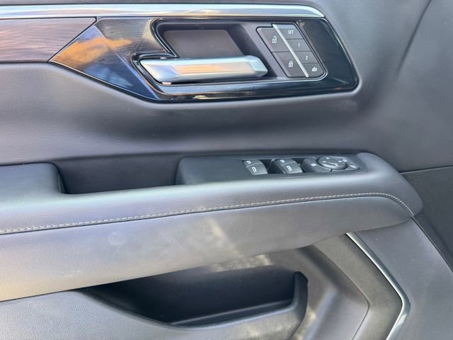 Certified 2025 Chevrolet Suburban Z71 image 19