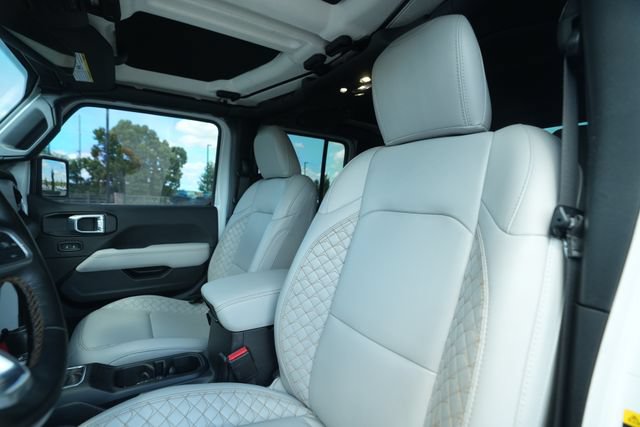 Used 2021 Jeep Gladiator Overland AWD/4WD image 39