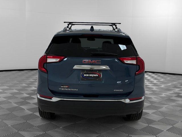 Used 2024 GMC Terrain SLT AWD/4WD image 4
