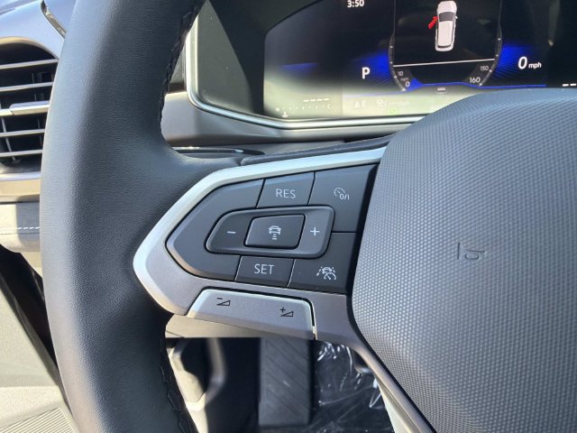 New 2026 Volkswagen Taos SE FWD image 16