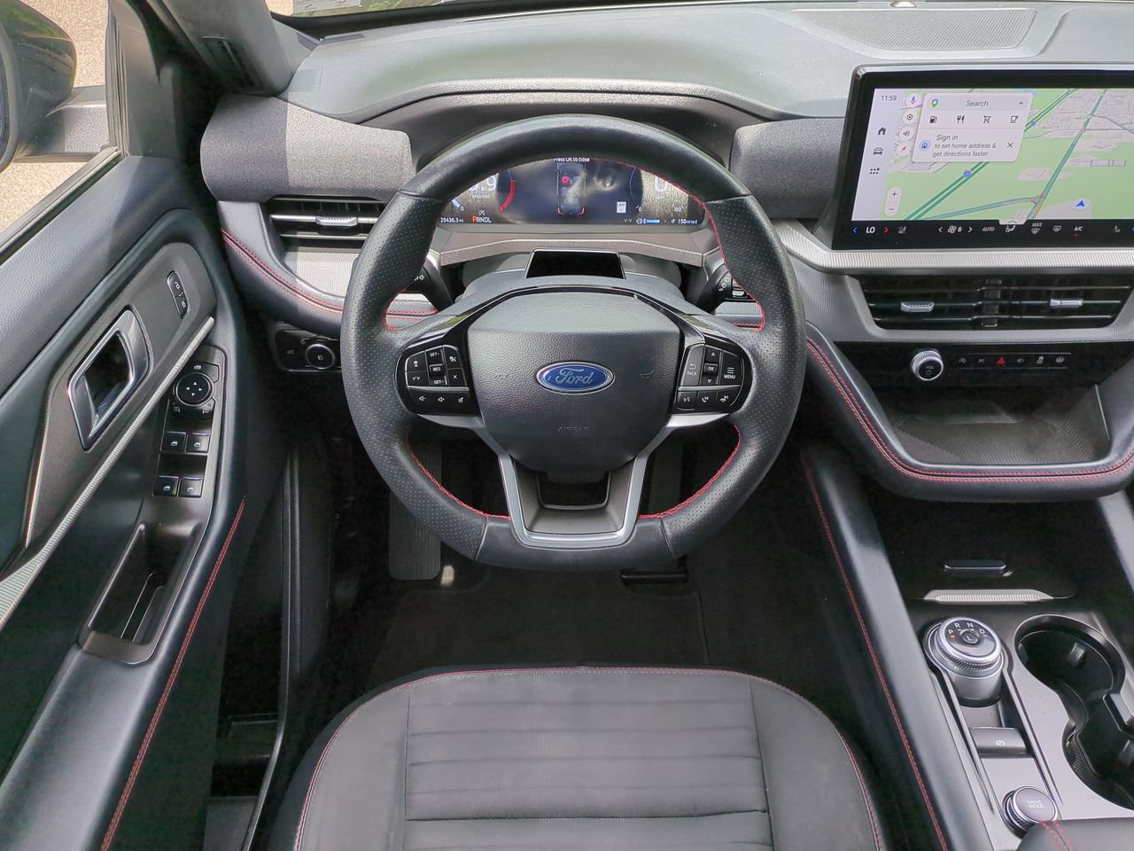 Used 2025 Ford Explorer ST-Line w/ ST-Line Street Pack AWD/4WD image 16