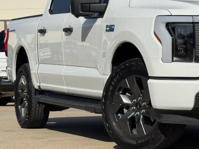 Used 2024 Ford F150 Lightning XLT w/ Max Trailer Tow Package AWD/4WD image 3