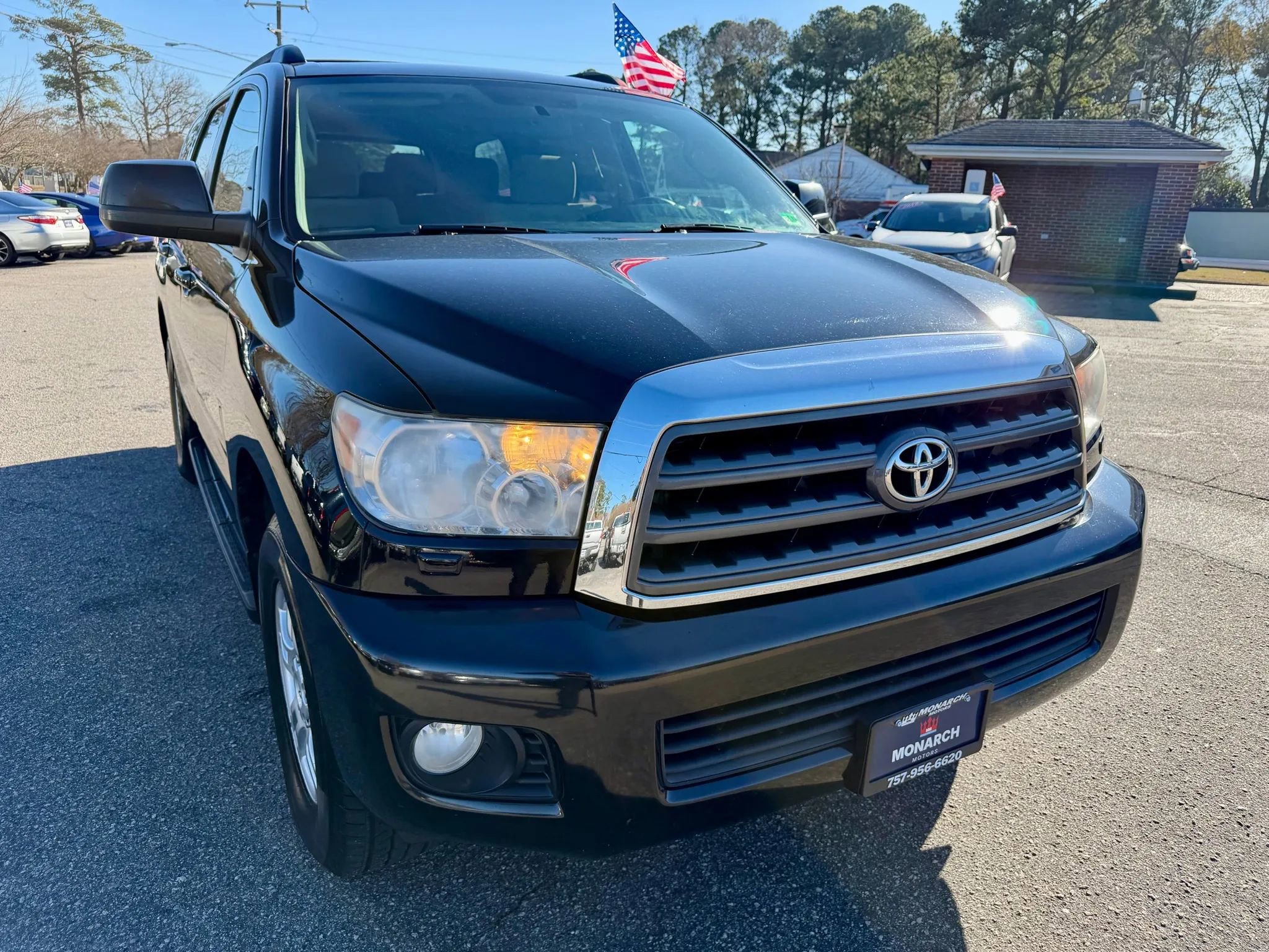 Used 2015 Toyota Sequoia SR5 image 7