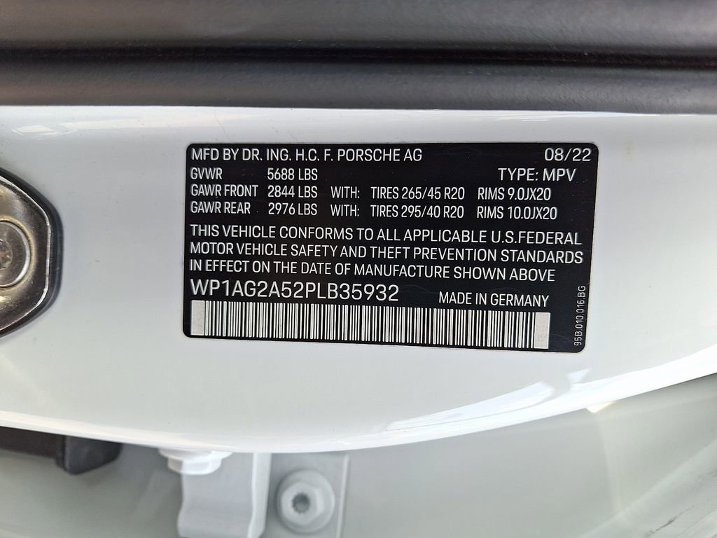 Used 2023 Porsche Macan S image 27