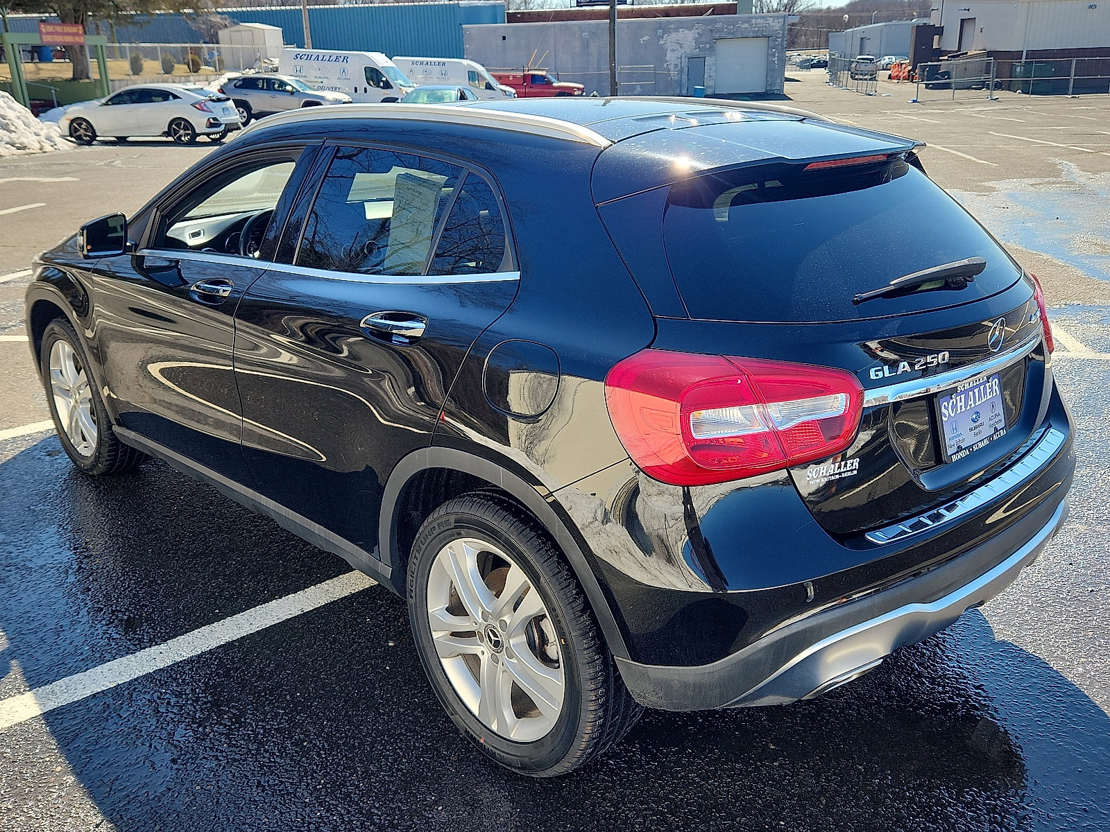 Used 2019 Mercedes-Benz GLA 250 4MATIC image 4
