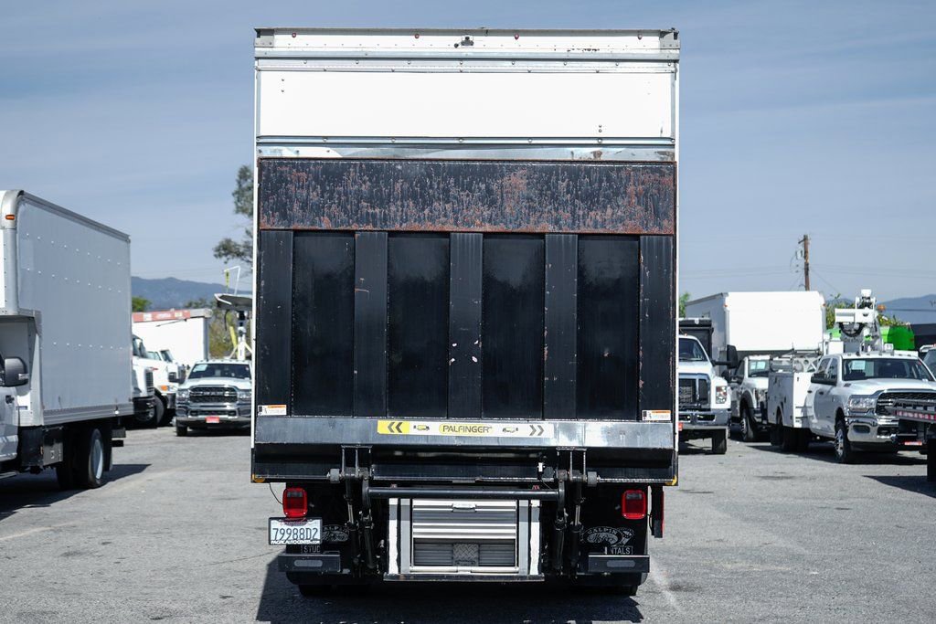 Used 2017 Ford F550 2WD Regular Cab Super Duty image 7
