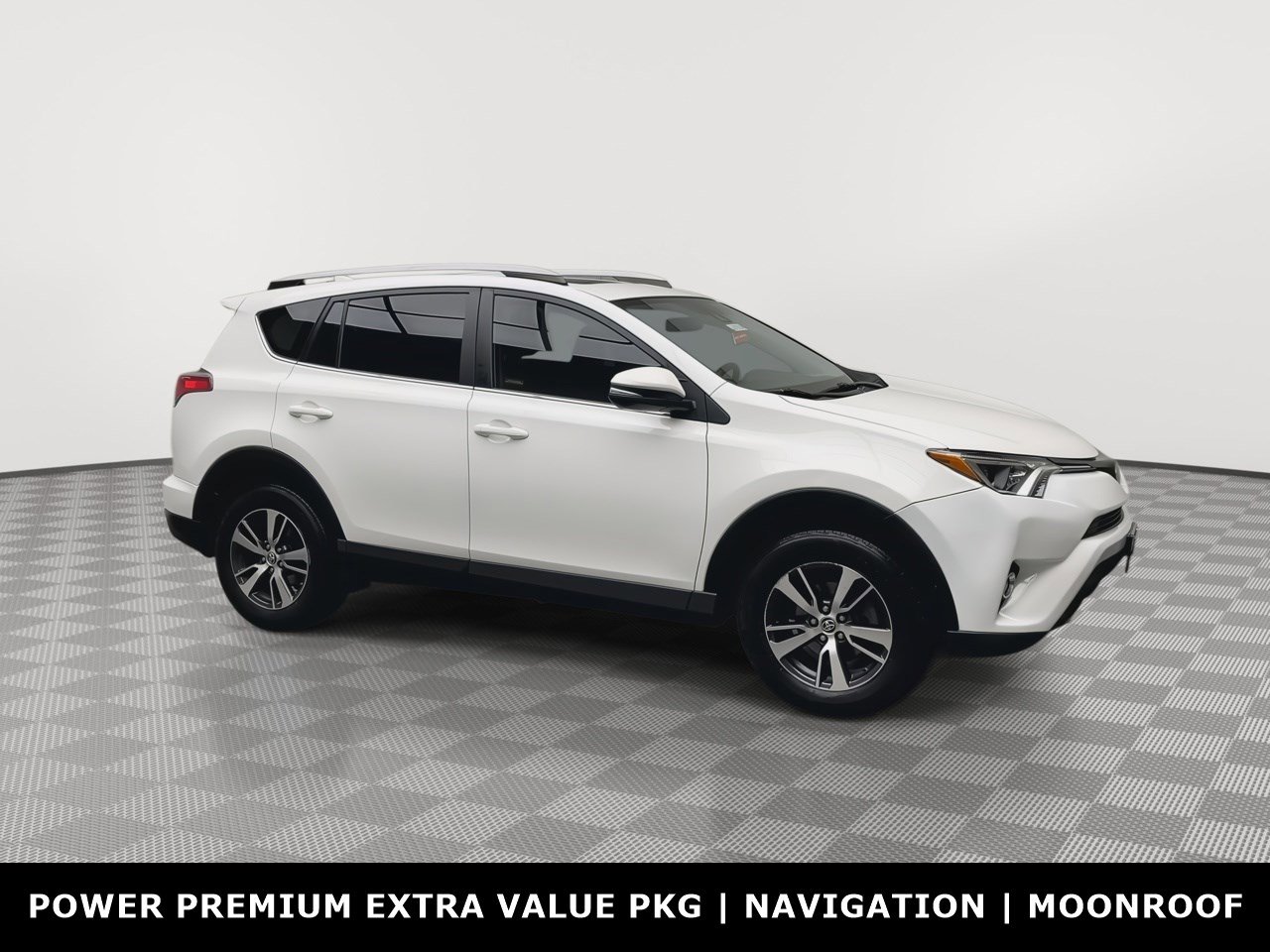 Used 2018 Toyota RAV4 XLE FWD image 36