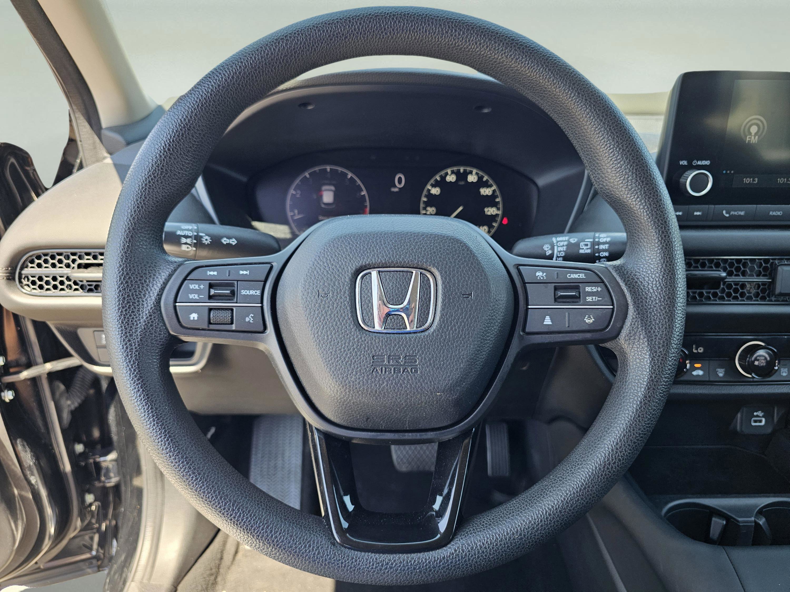 Used 2023 Honda HR-V LX image 13