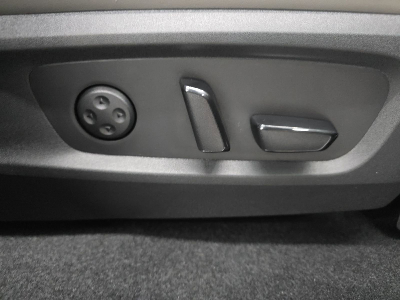 New 2026 INFINITI QX60 Luxe w/ Cargo Package image 10