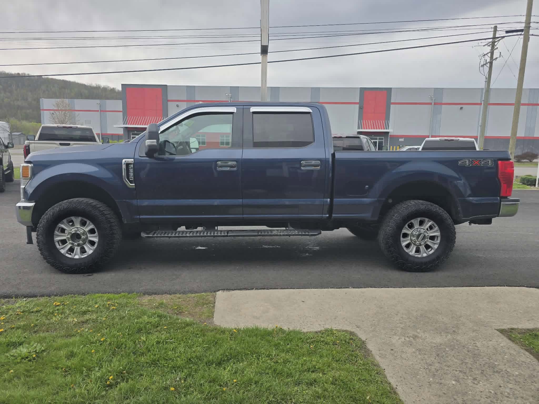 Used 2020 Ford F350 XL w/ STX Appearance Package AWD/4WD image 6