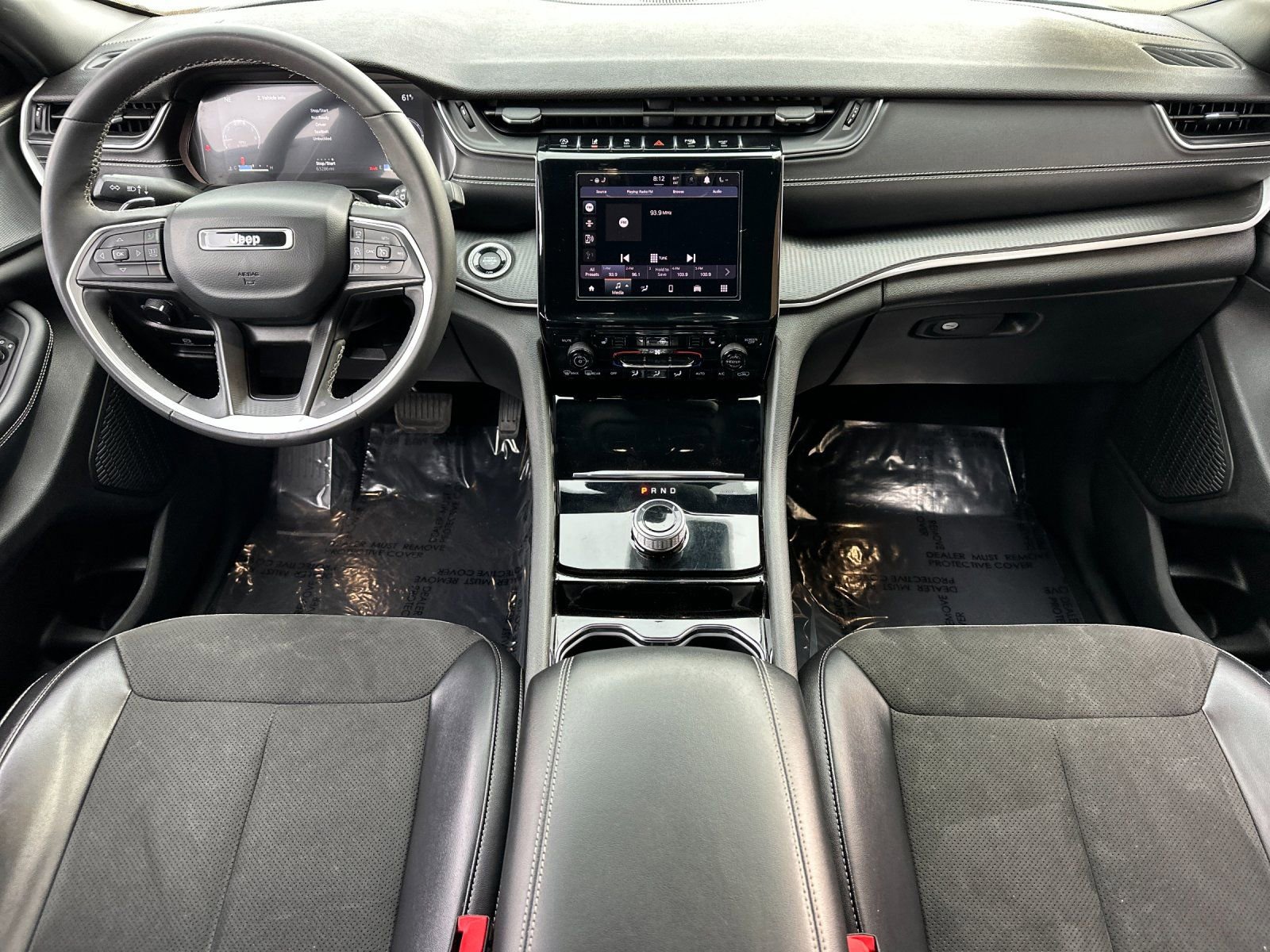 Used 2023 Jeep Grand Cherokee Altitude image 12