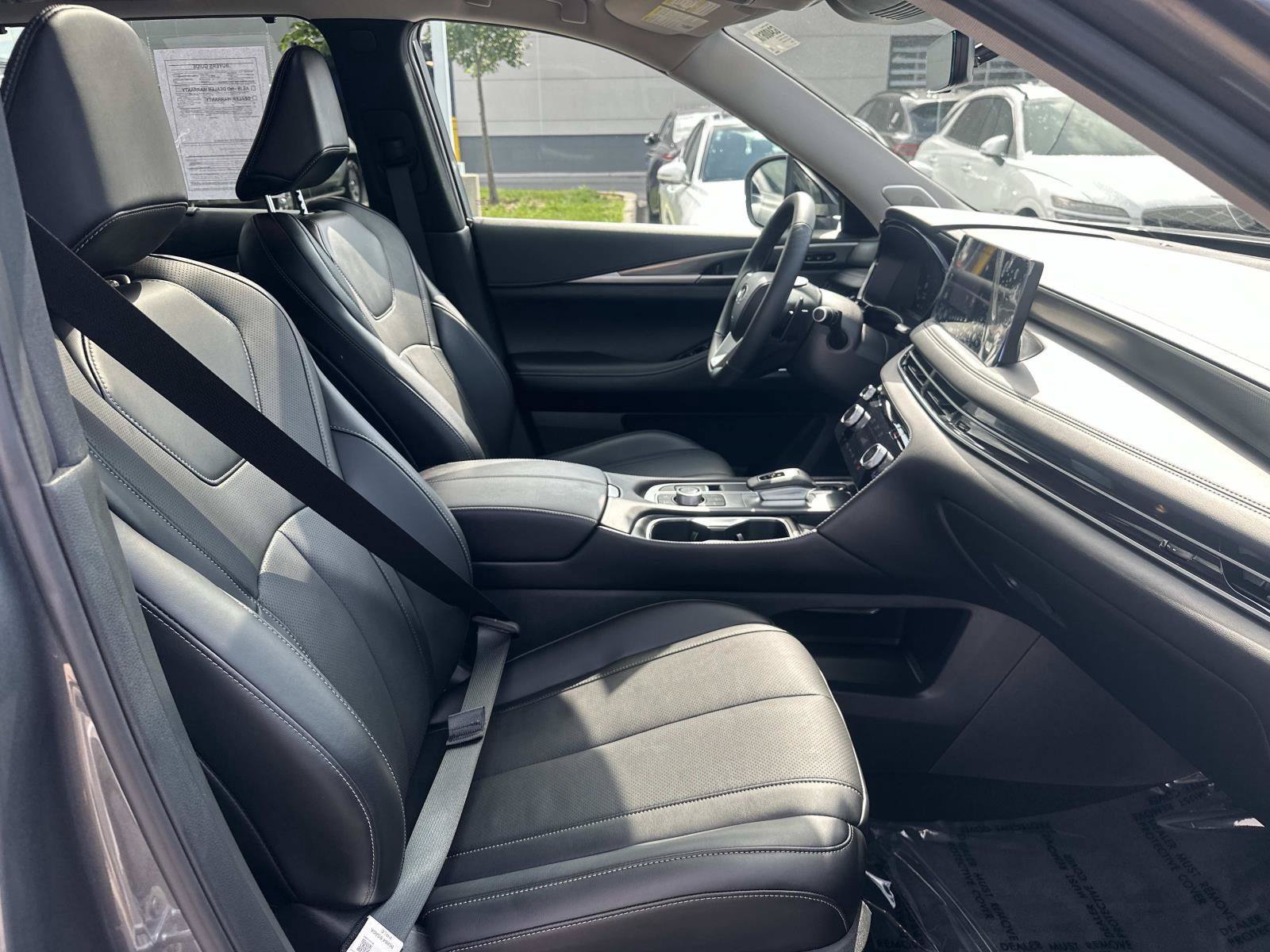 Used 2026 INFINITI QX60 Luxe w/ Cargo Package AWD/4WD image 38