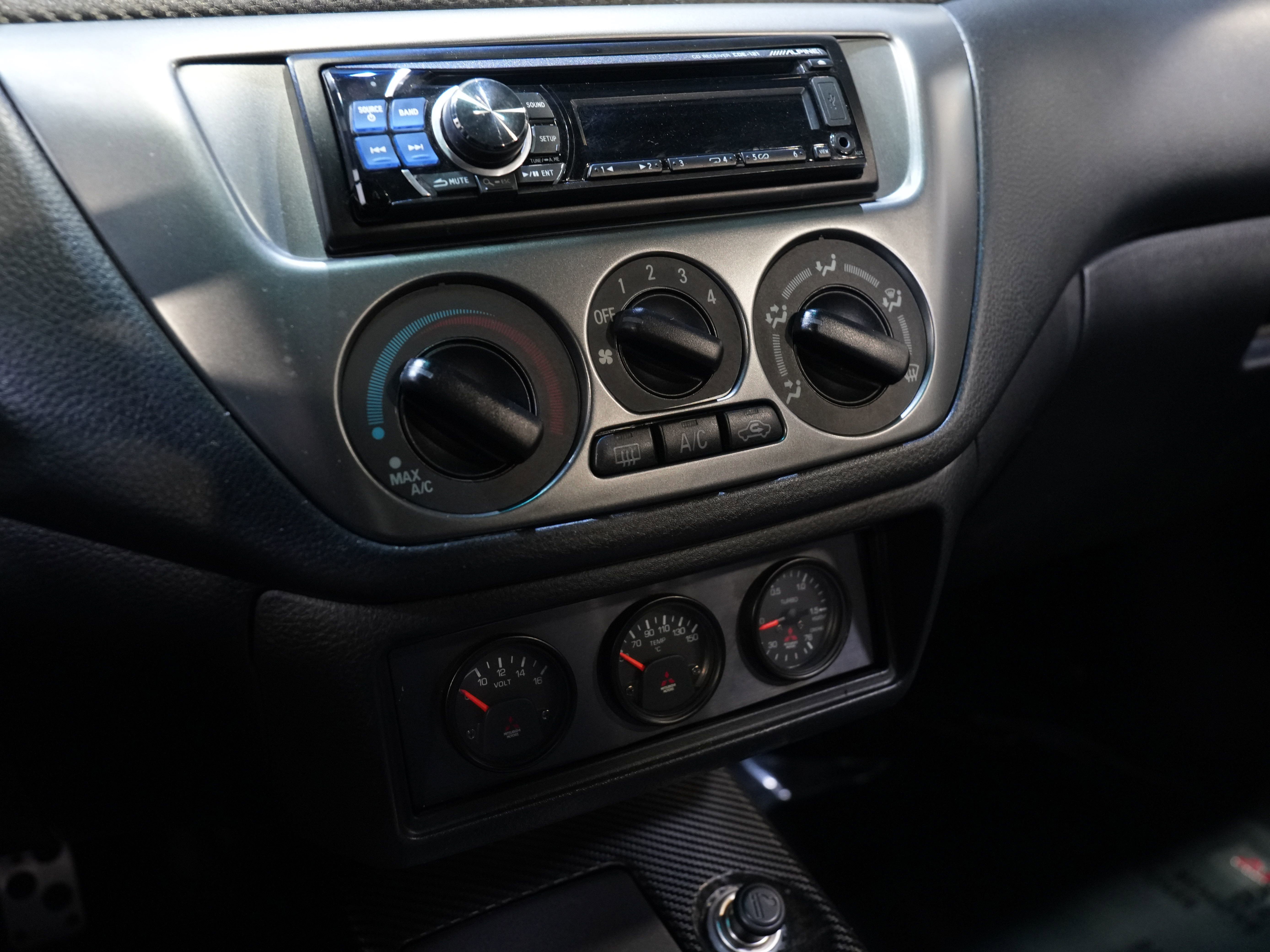 Used 2005 Mitsubishi Lancer Evolution image 42