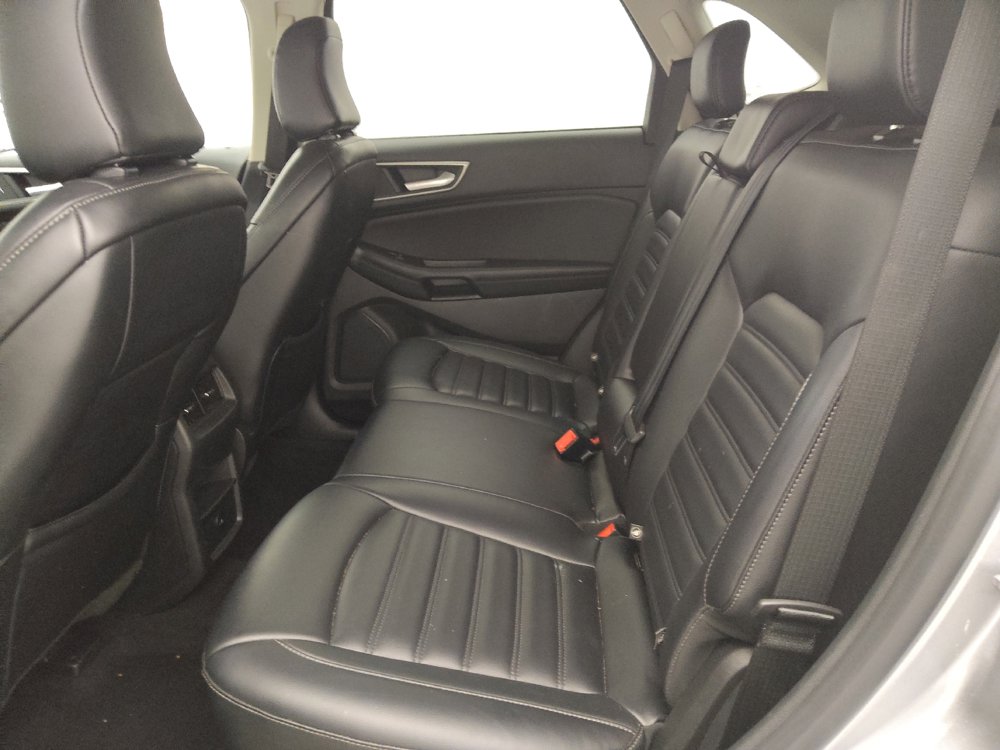 Used 2023 Ford Edge SEL image 18