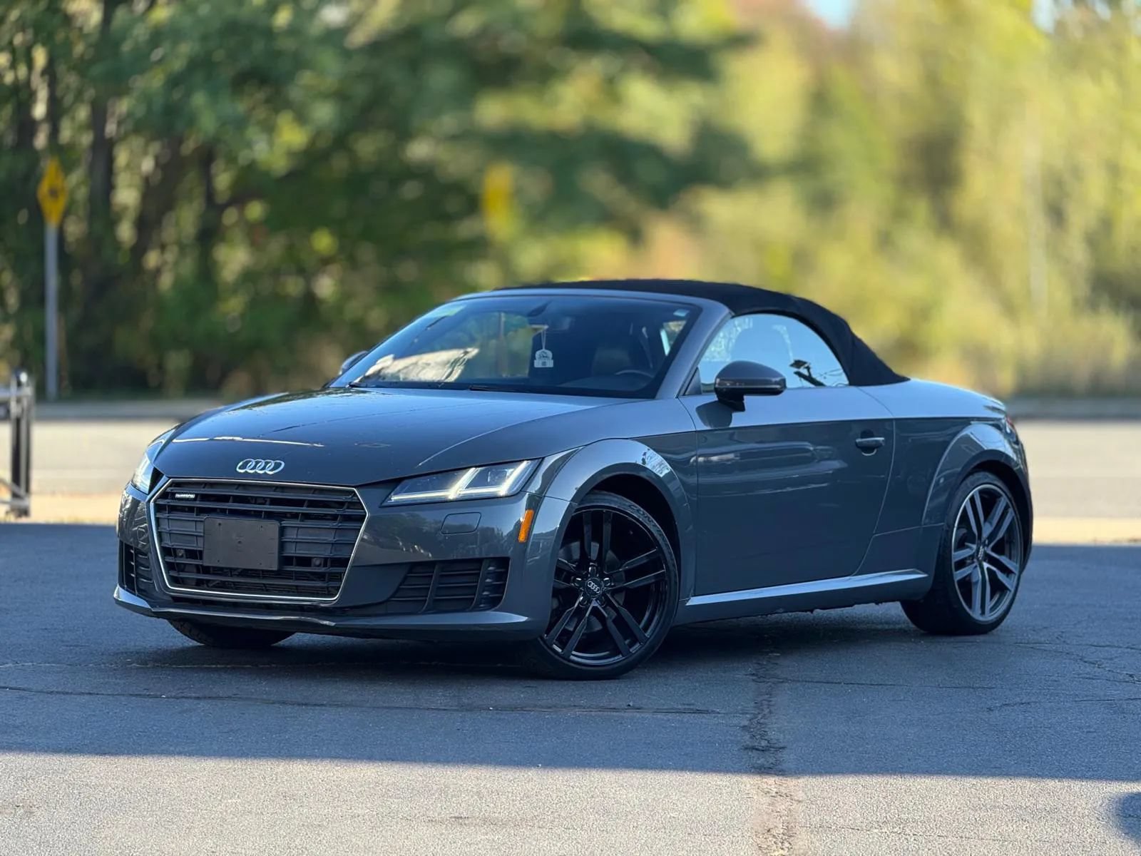 Used 2017 Audi TT 2.0T AWD/4WD image 33