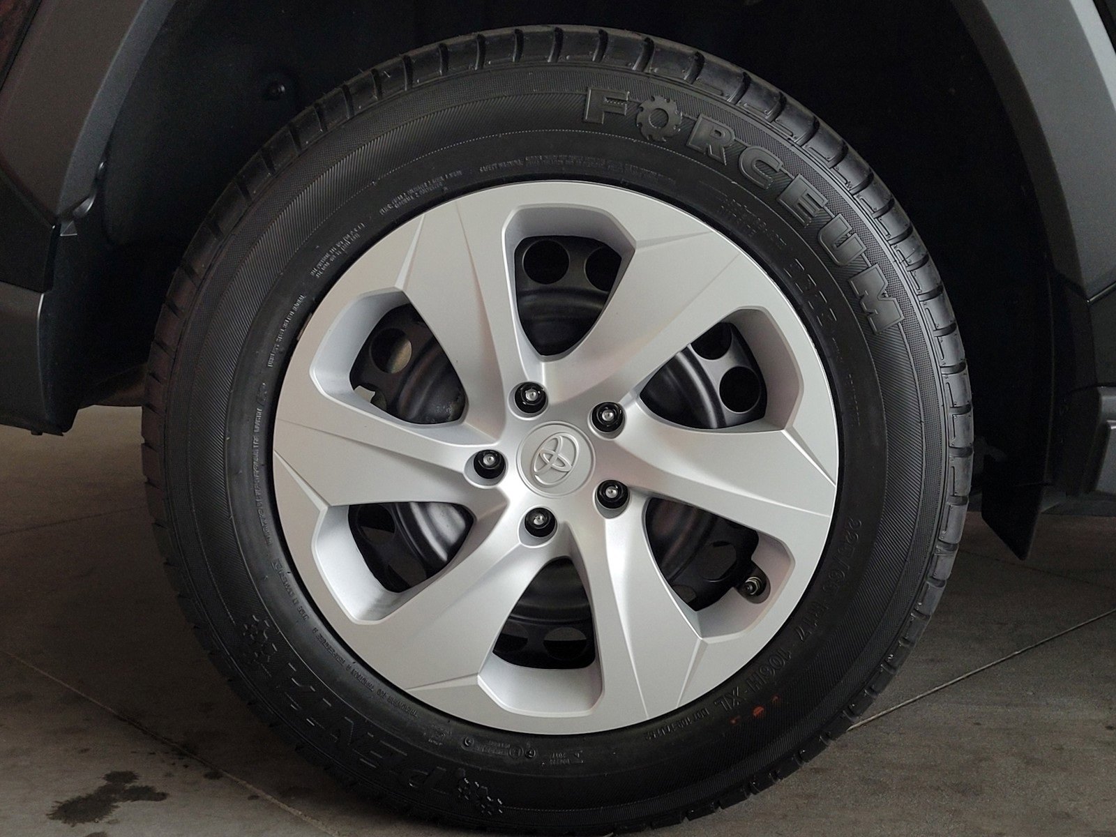 Certified 2024 Toyota RAV4 LE image 5