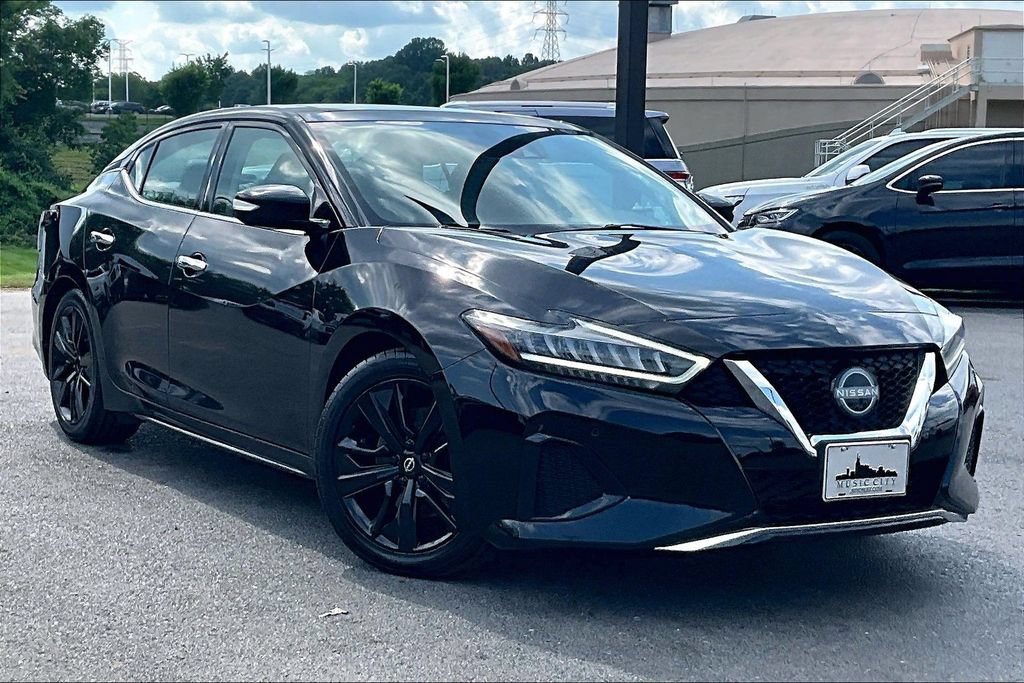 Used 2023 Nissan Maxima SL FWD image 37