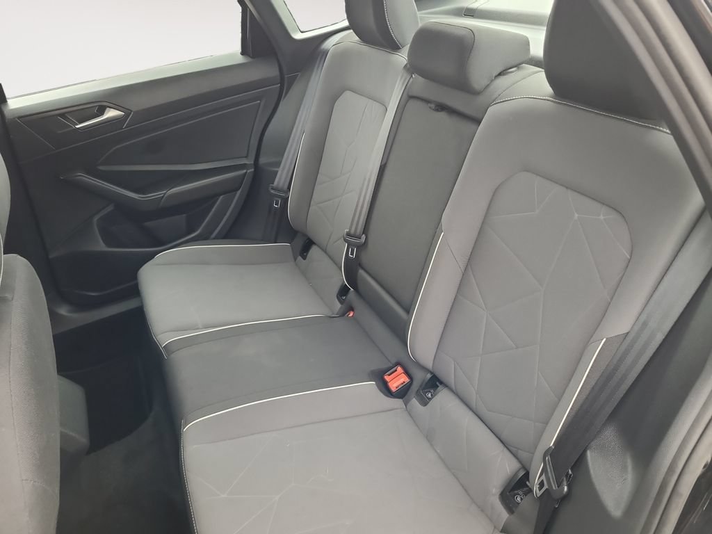 Used 2025 Volkswagen Jetta Sport FWD image 13