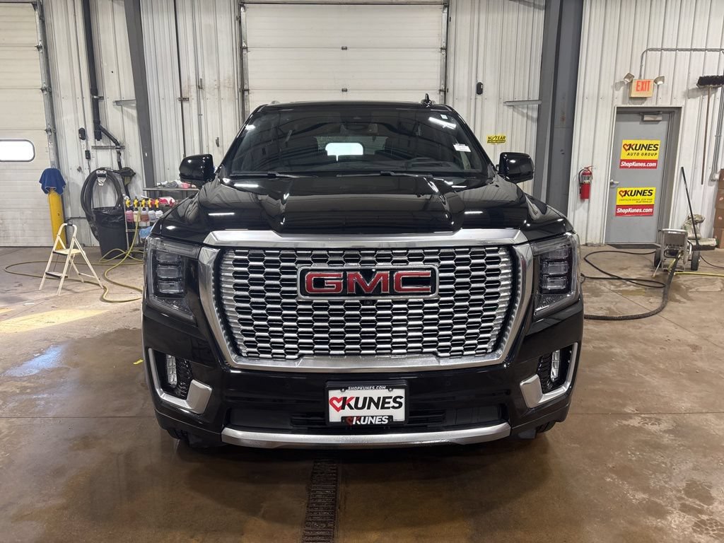 Used 2024 GMC Yukon Denali AWD/4WD image 5
