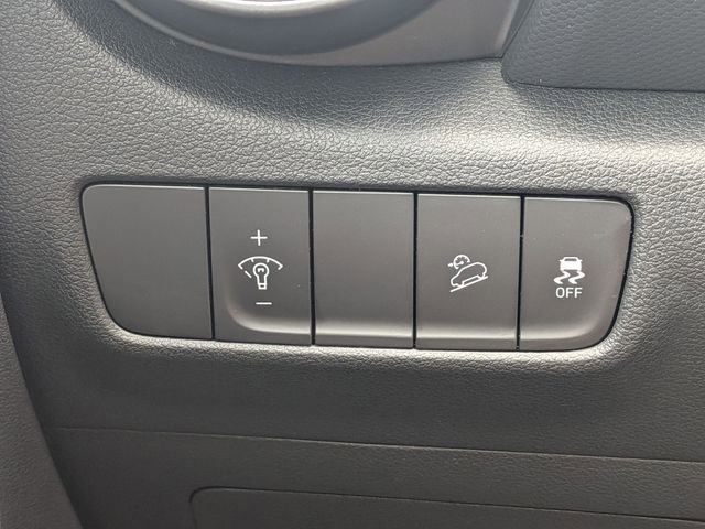 Used 2022 Hyundai Kona SEL AWD/4WD image 27