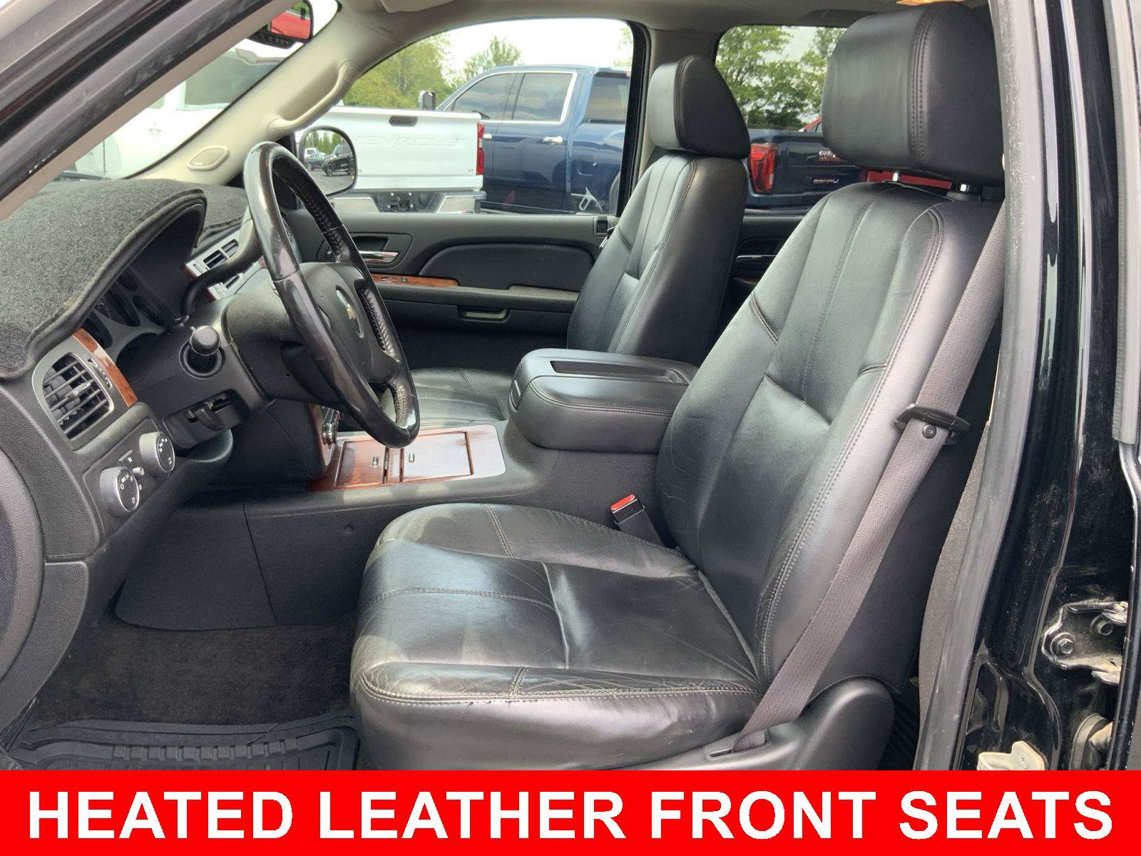 Used 2008 Chevrolet Avalanche LTZ w/ LTZ Preferred Equipment Group AWD/4WD image 6