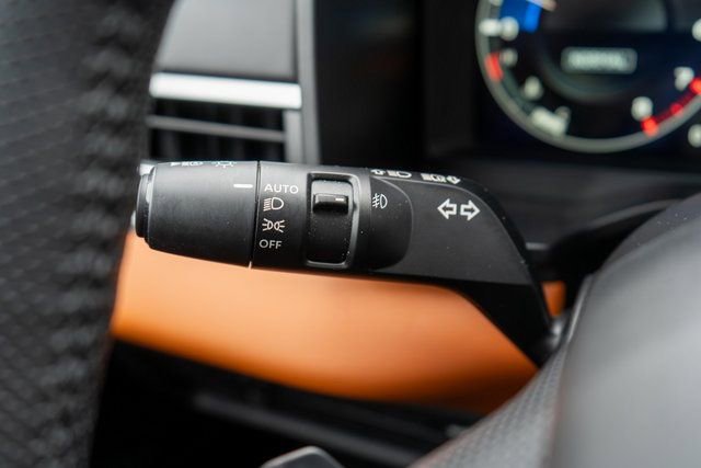 Used 2023 Mitsubishi Outlander AWD image 27