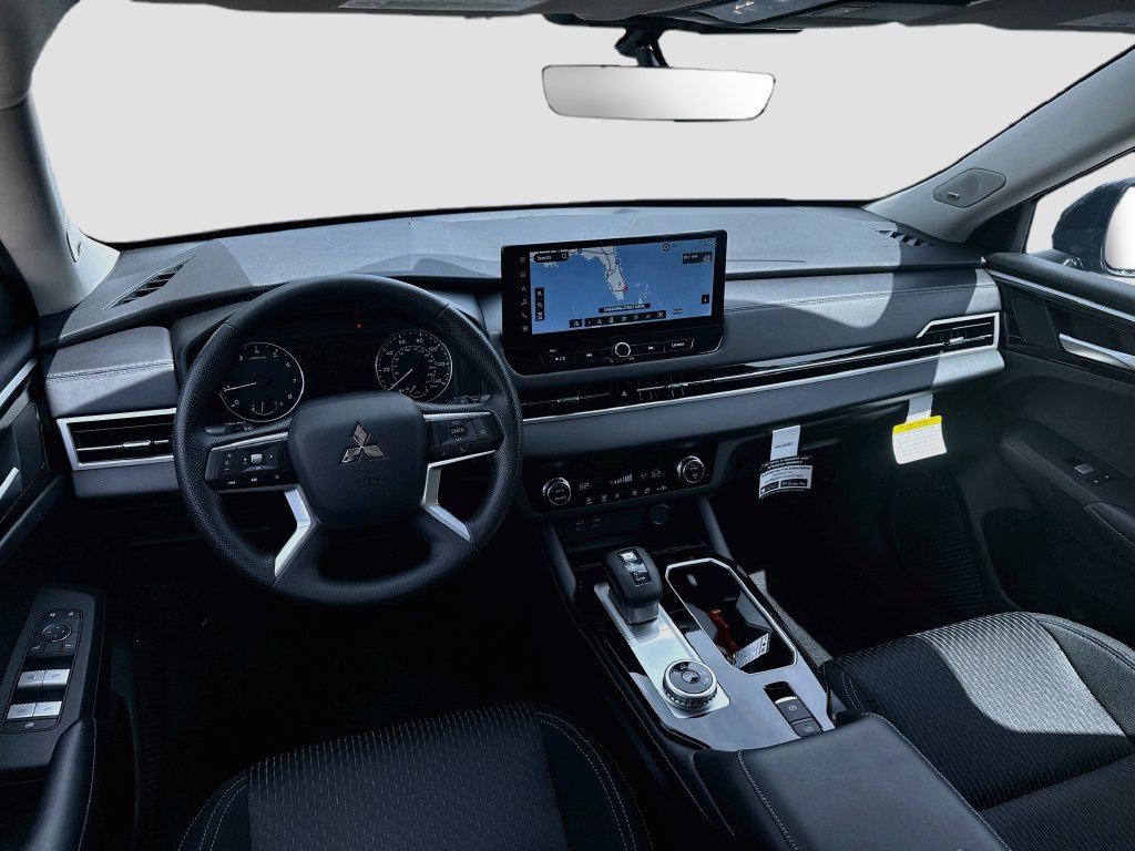 New 2026 Mitsubishi Outlander ES FWD image 22