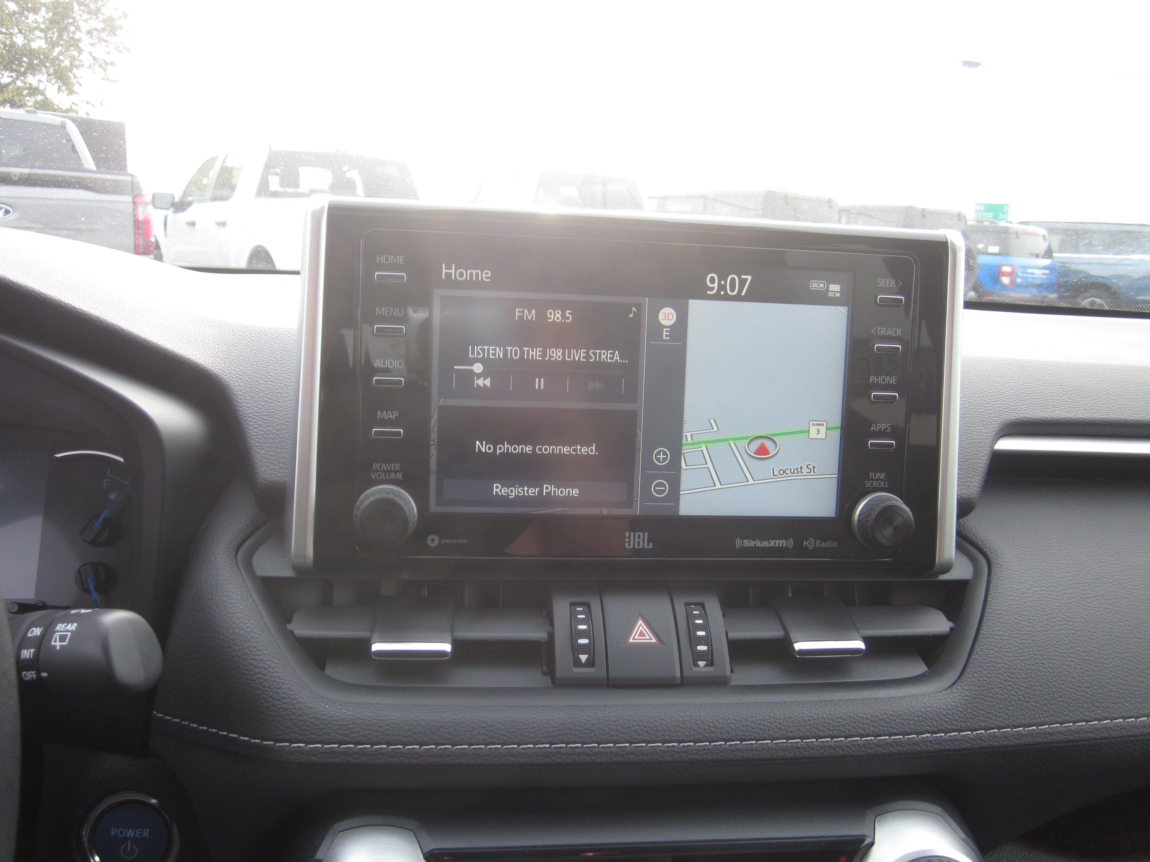 Used 2020 Toyota RAV4 Limited AWD/4WD image 19