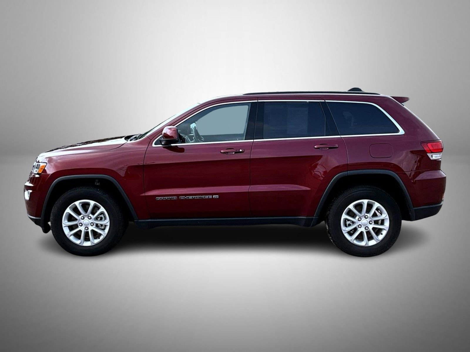 Certified 2022 Jeep Grand Cherokee Laredo X image 8