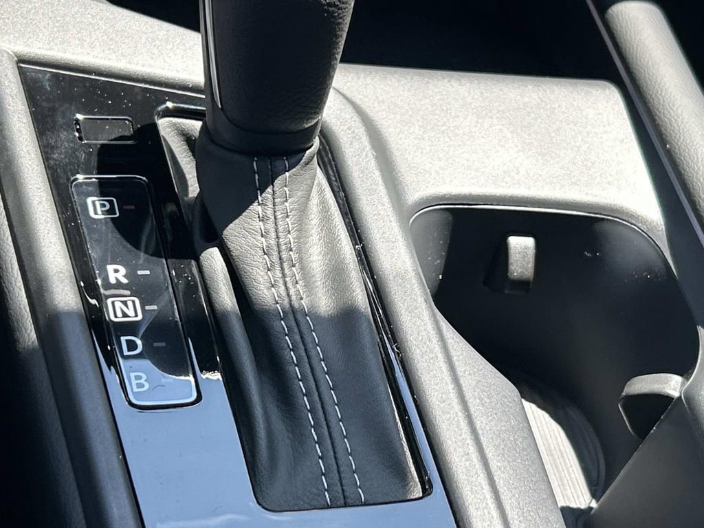 New 2026 Nissan Sentra SV w/ SV Convenience Package FWD image 30