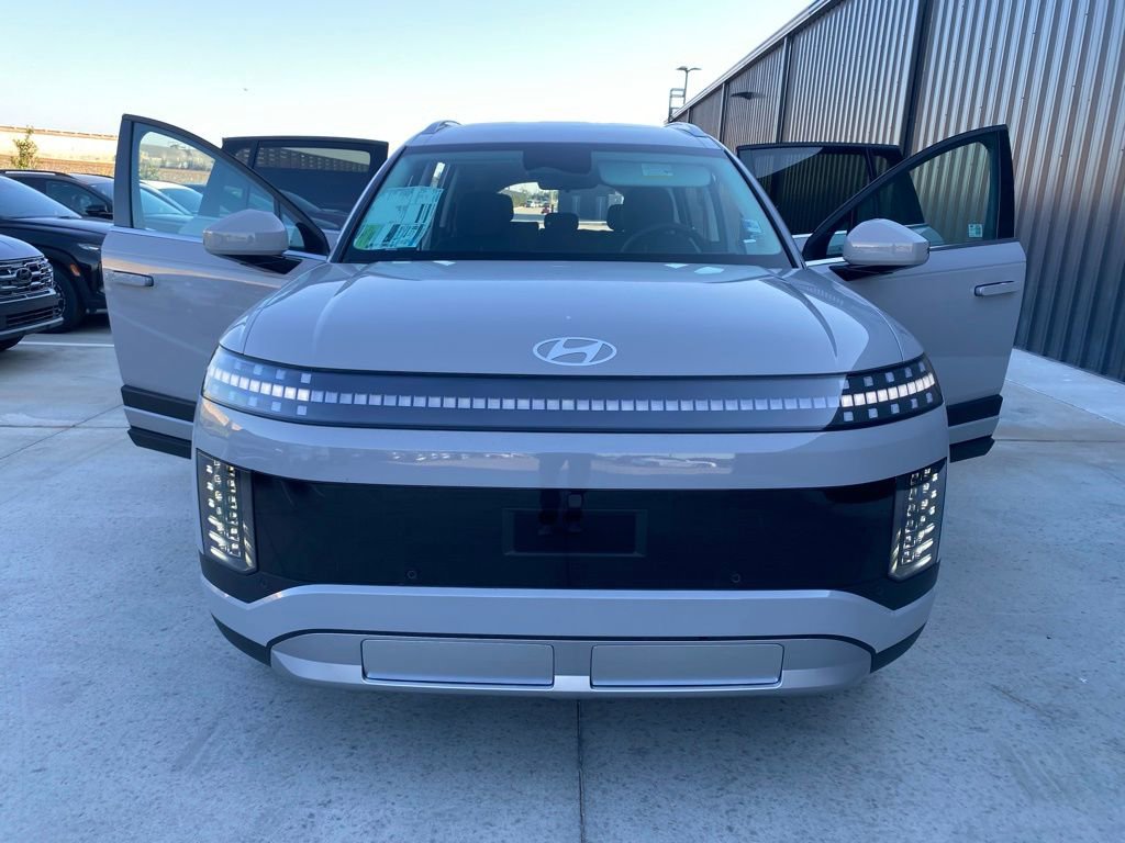 New 2026 Hyundai Ioniq 9 SE image 15