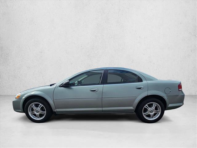 Used 2005 Chrysler Sebring Touring FWD image 2