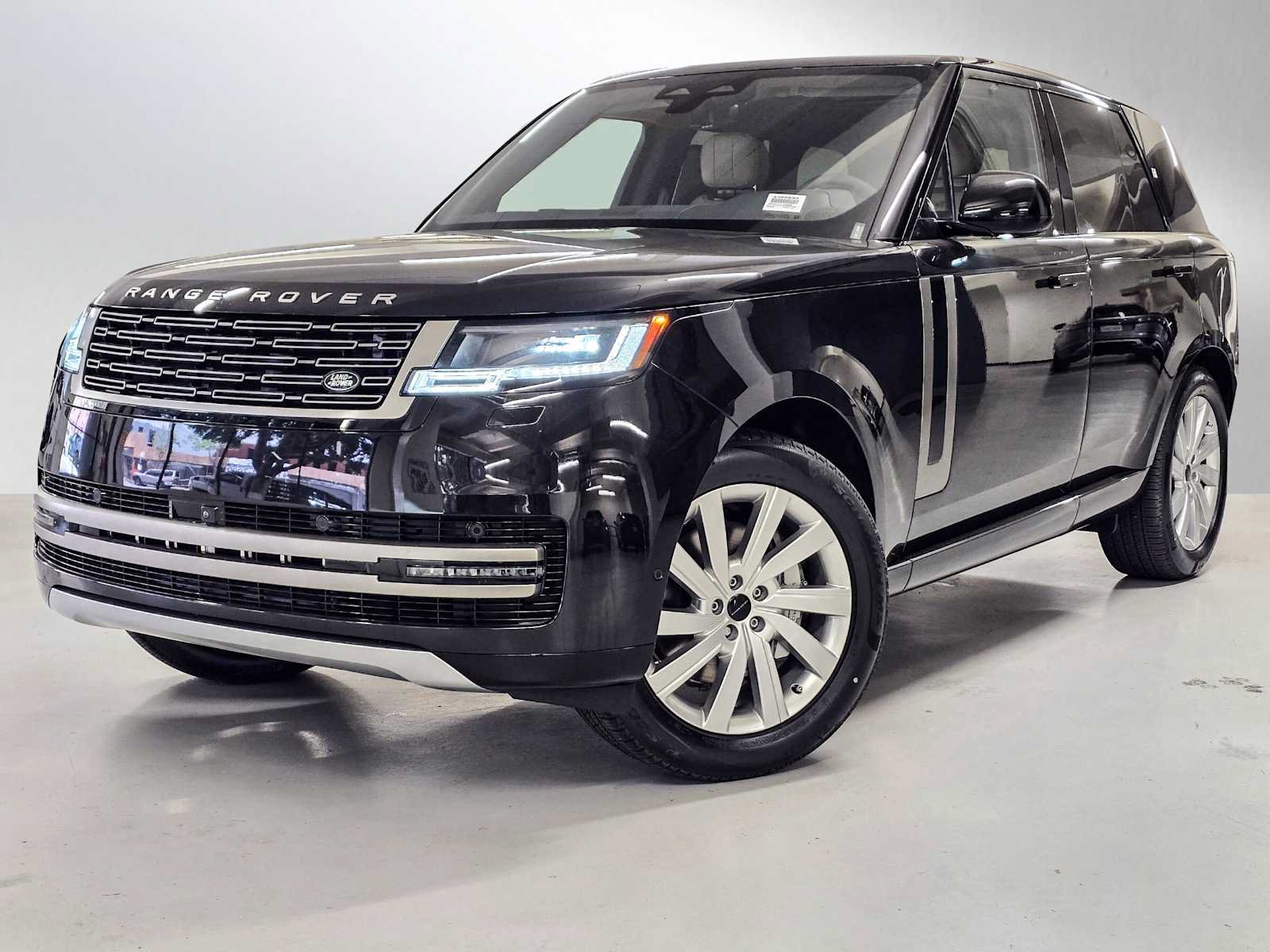 New 2026 Land Rover Range Rover SE AWD/4WD image 1
