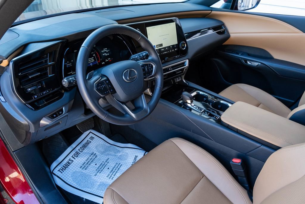 Used 2025 Lexus RX 350 FWD w/ Technology Package image 14