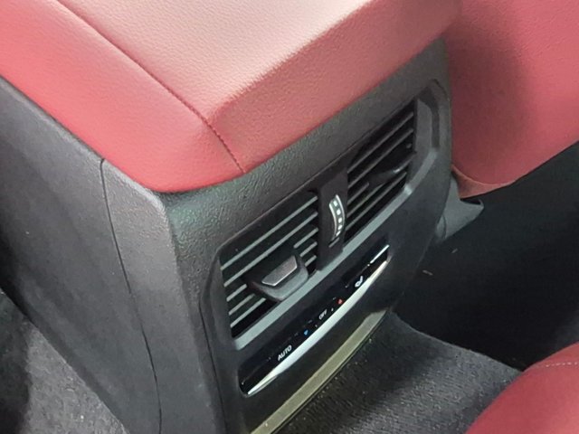 Certified 2024 BMW 430i Convertible w/ M Sport Package RWD image 17