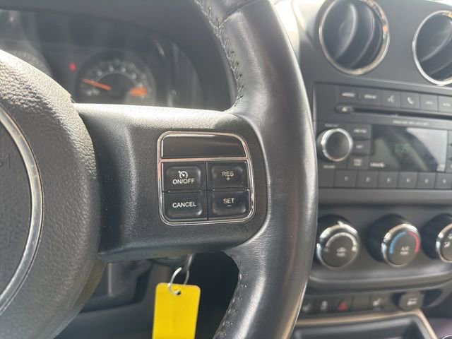 Used 2015 Jeep Patriot High Altitude AWD/4WD image 21
