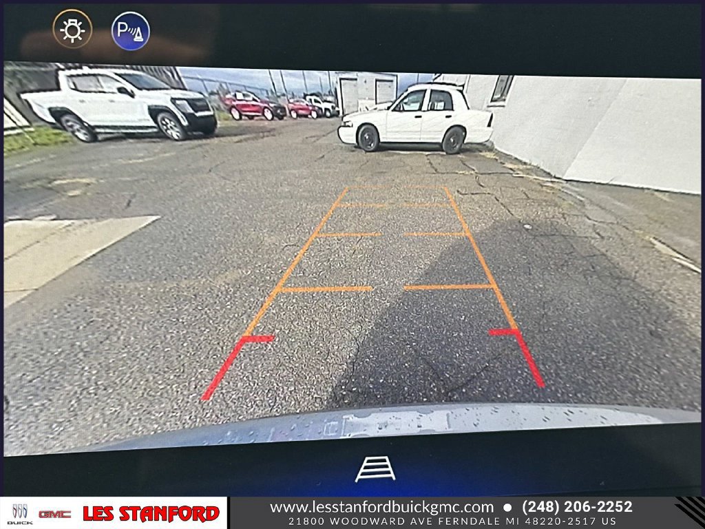 Used 2026 Chevrolet Equinox LT FWD image 30