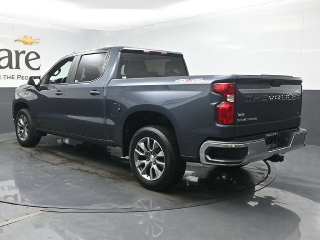 Used 2021 Chevrolet Silverado 1500 LT AWD/4WD image 40
